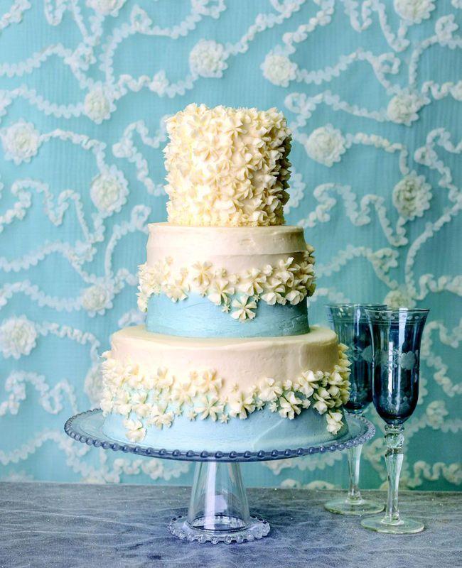Hochzeit - Magnolia Bakery's New Wedding Cakes Are Ridiculously Pretty