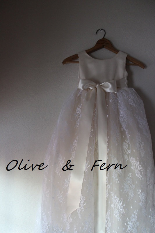 زفاف - Anne...ivory organic cotton flower girl dress 2-5