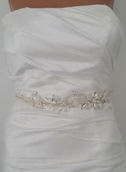 Свадьба - Wedding Gown Sash, Bridal Ribbon Sash