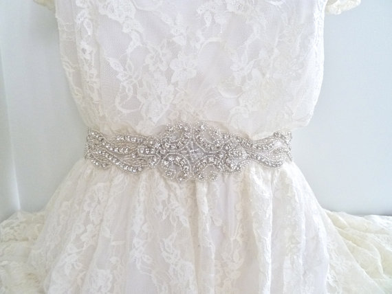 زفاف - 1.5" wide Bridal crystal belt, wedding belt, rhinestone sash, bridal sash, bridal belt - style M05