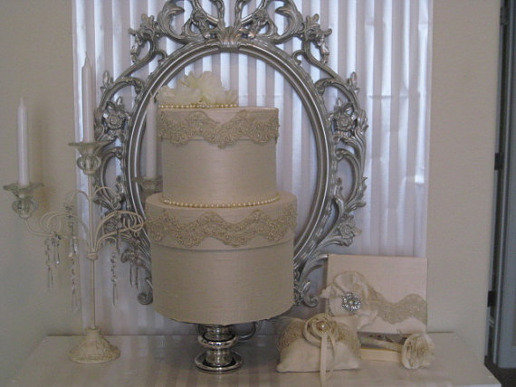 زفاف - Lace Card box- Ivory Silk card holder, guest book, pen and ring pillow, gold lace, custom wedding set