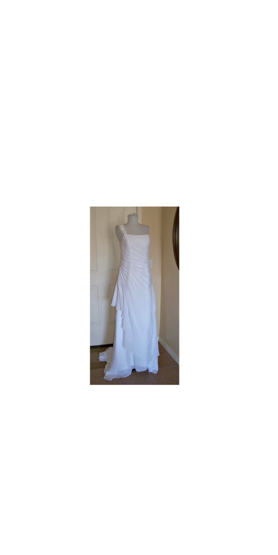 Hochzeit - vintage couture wedding dress corset back, long train