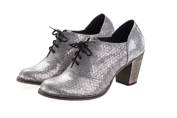 زفاف - Sale 30% silver heels shoes - silver oxford heels - lace up heel oxford shoes - Last sizes FREE SHIPPING - Handmade by ImeldaShoes