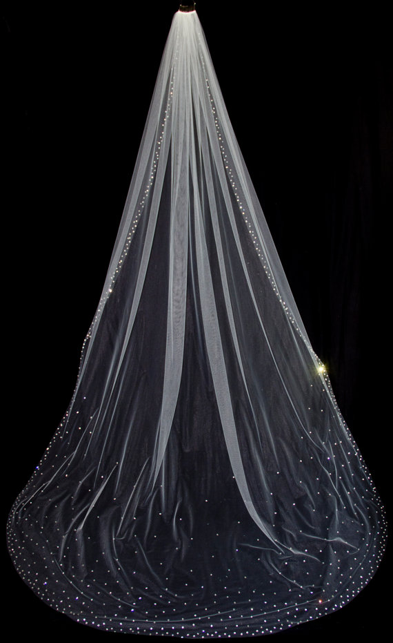 زفاف - Cathedral Length Bridal Veil with Crystal Edge and Scattered Crystals, Crystal Bridal Veil, White Diamond Ivory Veil, Style 1033 'Megan'