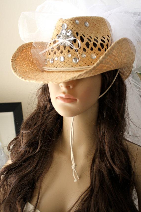 Hochzeit - COWBOY HAT Bridal VEIL, Bachelorette Cowboy Hat  from Las Vegas by Vegas Veils