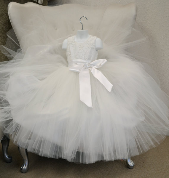زفاف - Flower Girl Dress, First Communion Dress, Special Occasion Dress, Birthday Dress, Party Dress, Girls Couture Dress - Silky White, Ivory