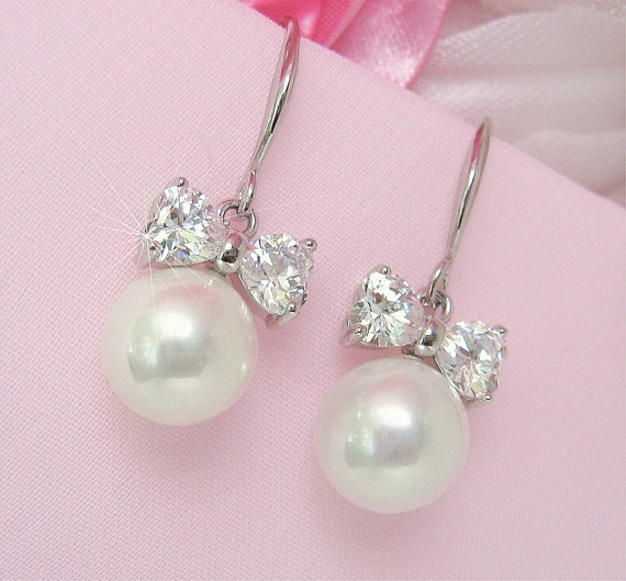 Свадьба - White Pearl Wedding Earrings, Pearl Bridal Earrings, Pearl Wedding Jewelry, Pearl Bridal Jewelry, Pearl Earrings