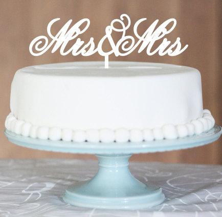 Mariage - Customise wedding cake topper,rustic wedding cake topper,personalised cake topper,monogram cake topper,bride and groom name design cake,mrs