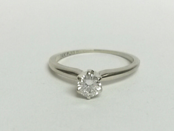 Hochzeit - Size 5.25  Estate 14k White Gold .25ct Diamond Ring Engagement Wedding