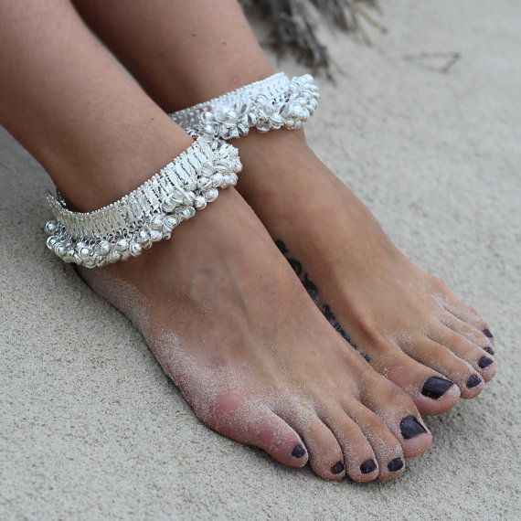 زفاف - Silver Bell Anklet For Beach Lovers And Boho Goddesses. Sold Separately. Silver Metal With Silver Bells. Style: 'Luna A1412'