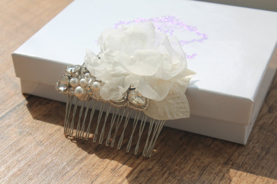 Hochzeit - New 2015 Luxury 'Flora' Bridal Hair Piece