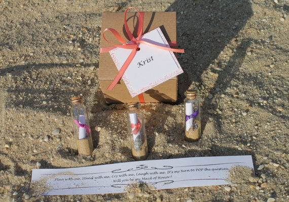 Mariage - Set of 4 Will you be my Maid of Honor, Will you be my Bridesmaid personalized Message in a Bottle!
