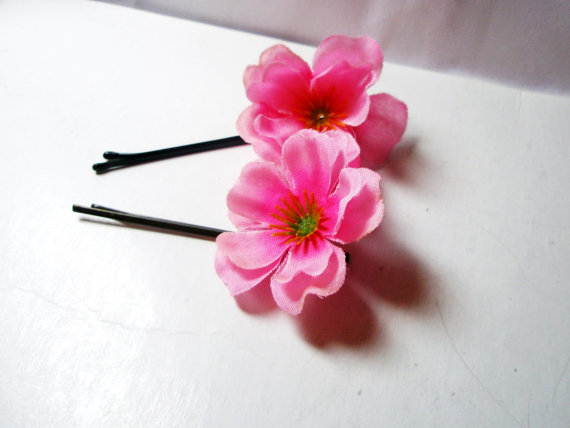 زفاف - Pink flower bobby pins- Hair Flower  Pink-  Floral Bobby Pin -Bridal hair clips, Wedding flower pins -FREE GIFT With PURCHASE
