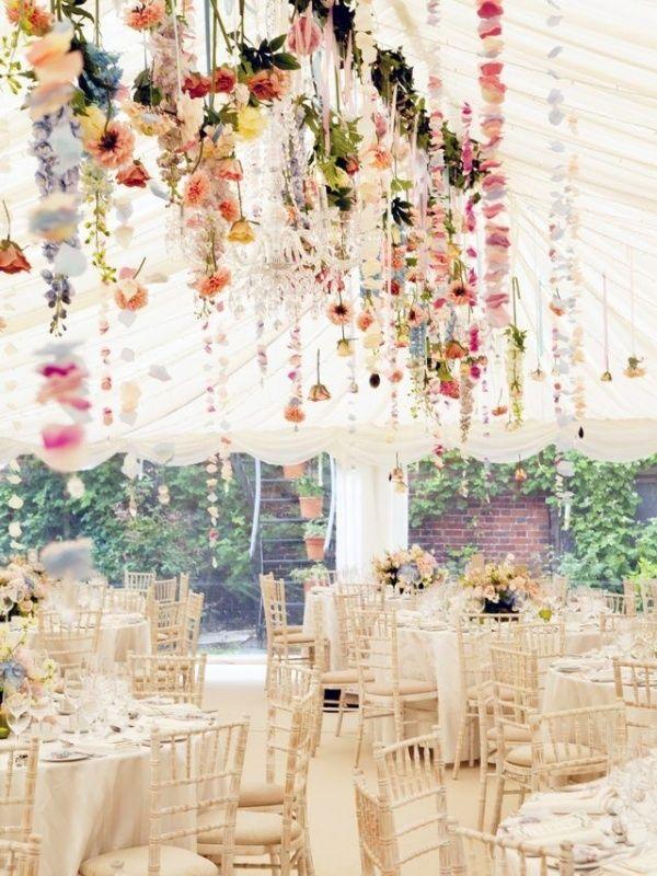 Hochzeit - The Most Stunning Styled Wedding Decor Ideas Of 2014