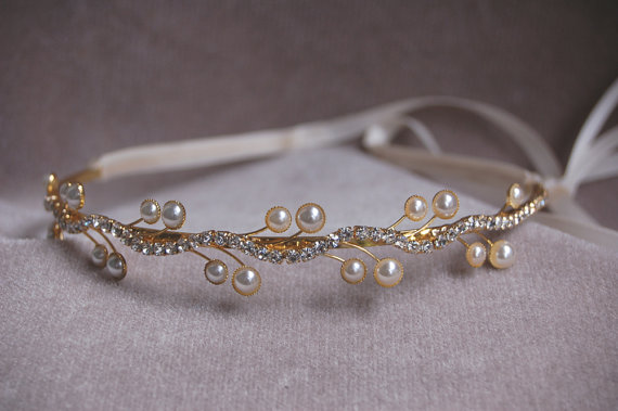 Hochzeit - Bridal Rhinestone & Pearl Gold Headband / Bridal Head Piece / Wedding Headband / Bridal Tiara