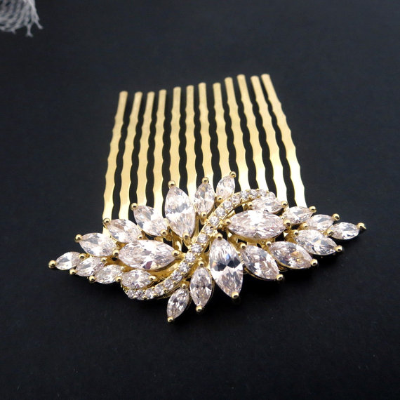 Mariage - Gold Bridal hair comb, Rhinestone Wedding hair comb, Gold Bridal headpiece, Crystal Wedding headpiece, Bridal jewelry, Hair accessory