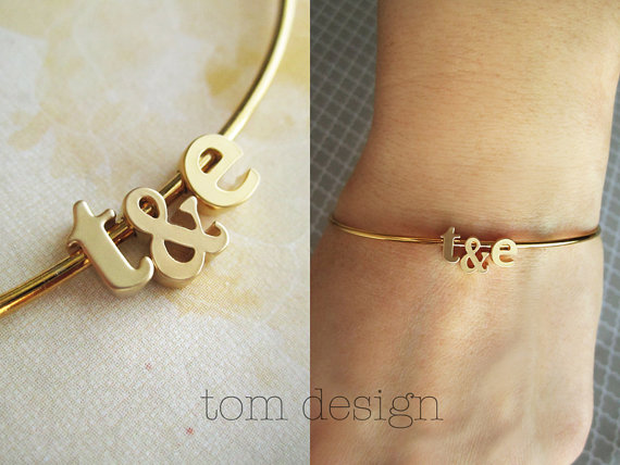 Hochzeit - Initial & Ampersand Bangle Bracelet Gold Lowercase - Gold Initial Custom Bridal Gift Personalized Bridesmaid Wedding Initials Lovers