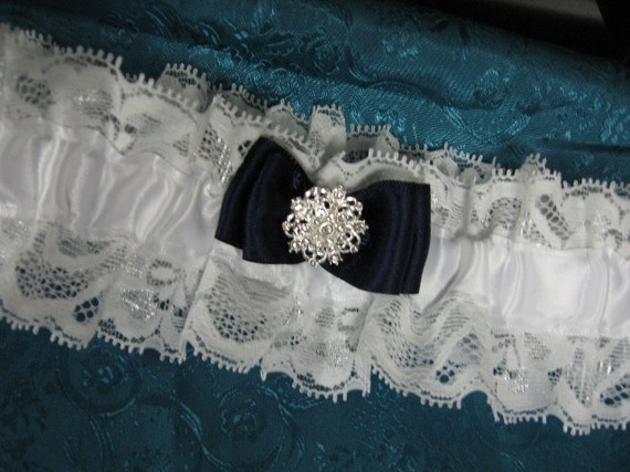 Mariage - White Garter with Navy Bow and Rhinestone