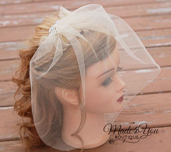 زفاف - 3 Different Colors-Tulle Bridal Veil With Jewel-Bridal Illusions Tulle Jeweled Veil