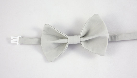 Hochzeit - Silver Gray Clip on Bow Tie - Infant, Toddler, Boys