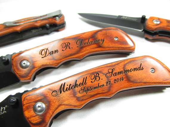 زفاف - Set of 7 Engraved Wood Handle Pocket Folding Knife Personalized Groomsman Best Man Ring Bearer Usher Wedding Gift Contour Grip