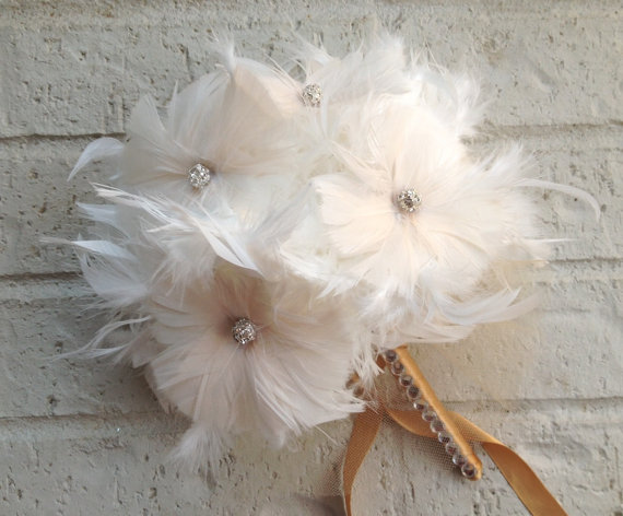 Свадьба - IVORY COUTURE Feather Bouquet Pomander - Feathers Flowers and Crystal Vintage Wedding Custom Bridesmaid Bouquets Small White Champagne Gold