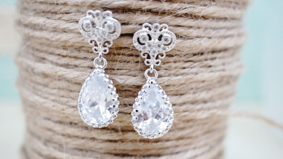 زفاف - Earrings, Elegant Silver and CZ bridal crystal dangle earrings No. E418