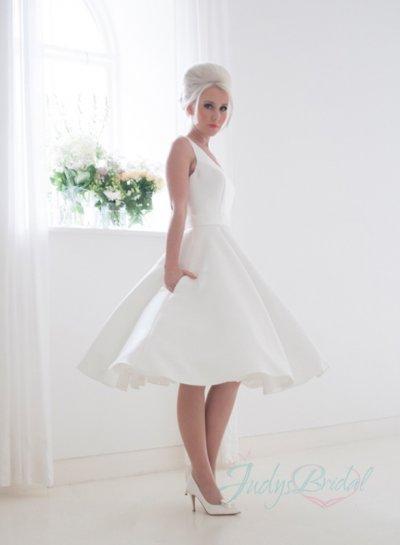 Hochzeit - JW16039 sexy open back simple satin tea length wedding dress