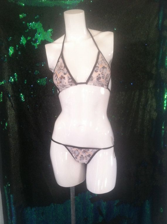 Mariage - exotic dancwear ,stripper outfit ,scrunch butt lingerie ,white lace over leopard  extra cheeky boy short set