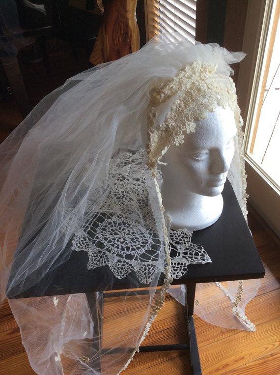 Wedding - Vintage Ivory Cap Veil Daisys Three Layers 4 1/2 feet length.