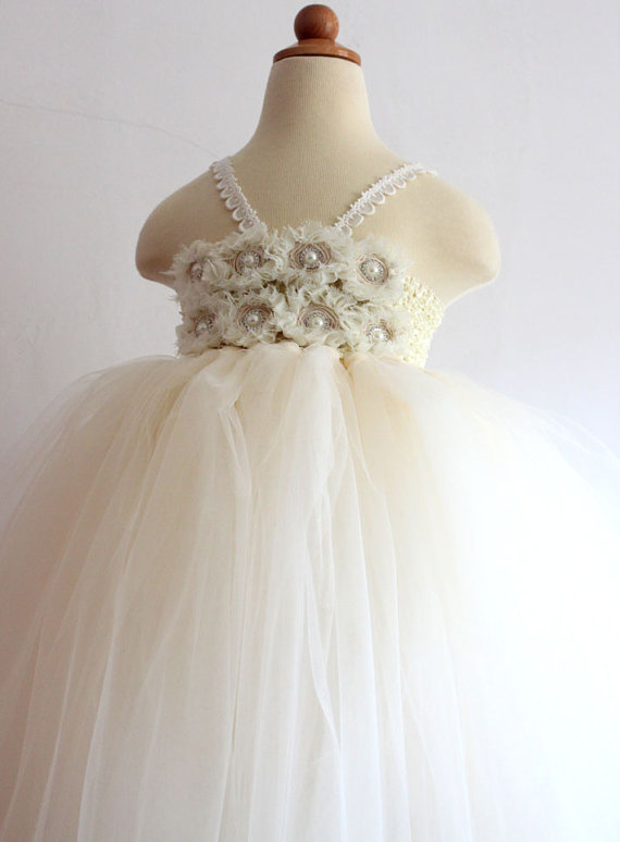 Mariage - Ivory tutu dress Flower Girl Dress baby dress toddler birthday dress wedding dress 2T 3T 4T 5T 6T