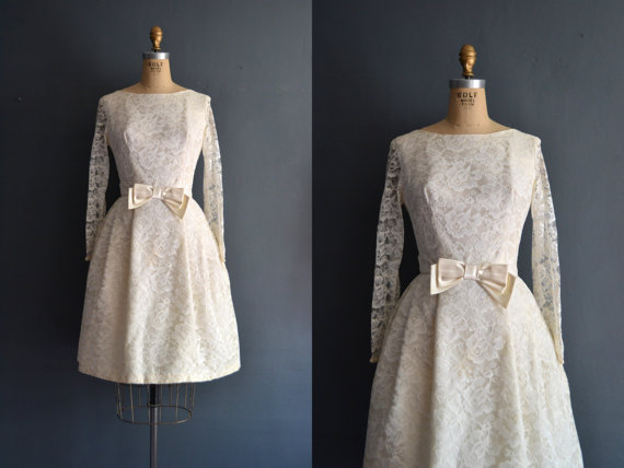 Hochzeit - Julia / 50s wedding dress / short wedding dress