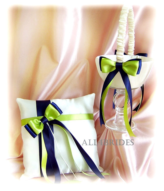 زفاف - Navy Blue and Green Wedding Flower Girl Basket  and Ring Bearer Pillow, Wedding Ceremony Decor