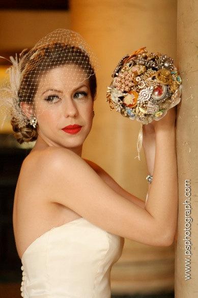 Mariage - custom brooch bouquet designed with vintage brooches is an heirloom and keepsake for the bride with something blue   alternative bouquet