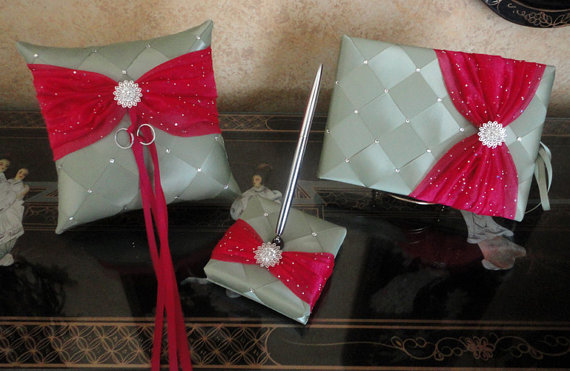 زفاف - 3 Pieces Set Custom Made to your Colors Guest Book, Pen Set & Ring Bearer Pillow  with Sash and Swarovski Crystal Flower