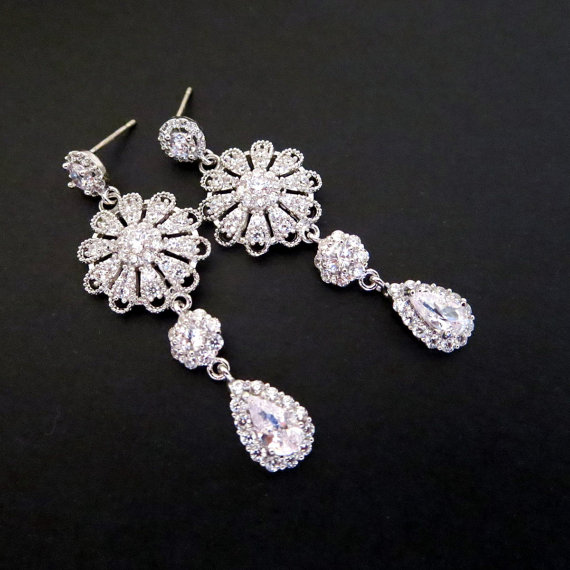 Wedding - Crystal Bridal earrings, Wedding jewelry, Long Wedding earrings, Vintage style earrings, Rose Gold, Swarovski earrings, Rhinestone earrings