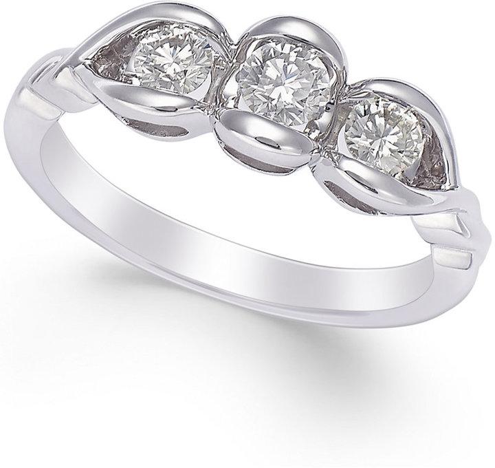 زفاف - Sirena Diamond Engagement Ring in 14k White Gold (1/2 ct. t.w.)