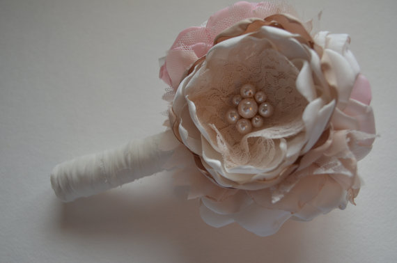 زفاف - Small Bouquet - Cream, Soft Pink, and Champagne - 5 Flowers, Bridesmaid, Toss Bouquet, Small Size