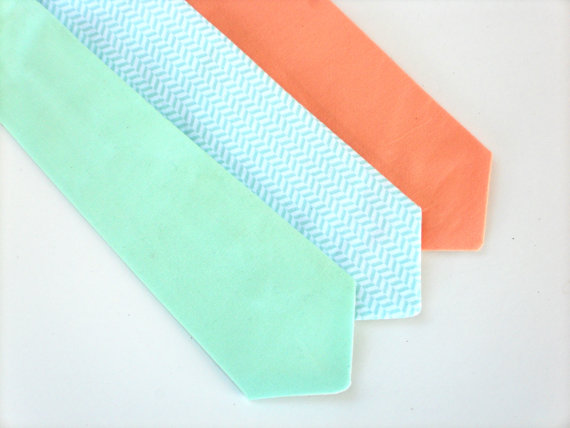 Hochzeit - Mint and peach tie, boys mint tie, boys wedding outfit, ring bearer outfit, toddler peach tie, child tie, kids peach tie, toddler mint tie
