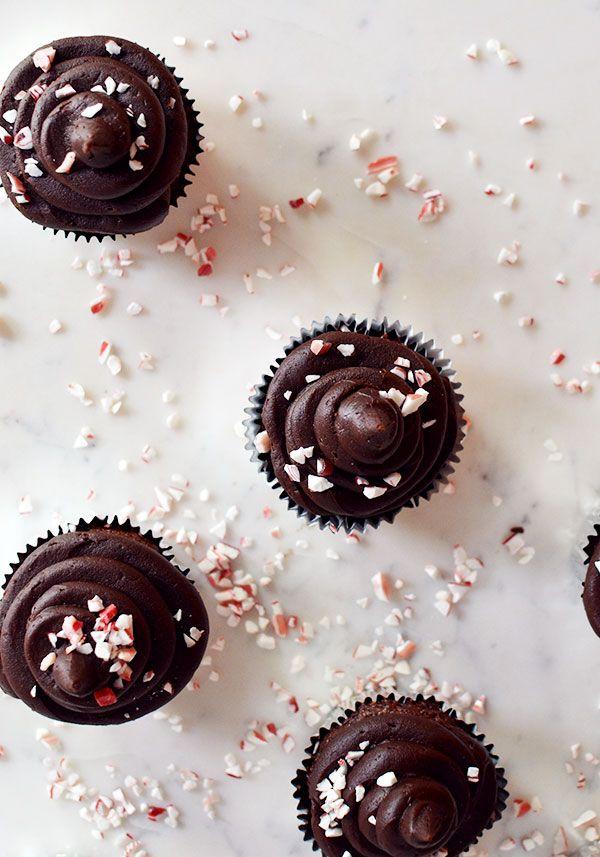 Свадьба - Chocolate Peppermint Kiss Cupcakes