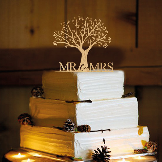 Hochzeit - Rustic  Wedding Cake Topper - Personalized Monogram Cake Topper - Mr and Mrs - Cake Decor - Bride and Groom