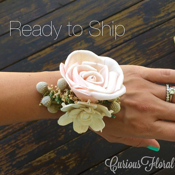 زفاف - Luxe Wrist Corsage - Ready to Ship! Blush Rose Silver Brunia, Mother of the Bride, Natural Wedding, Shabby Chic Rustic Wedding