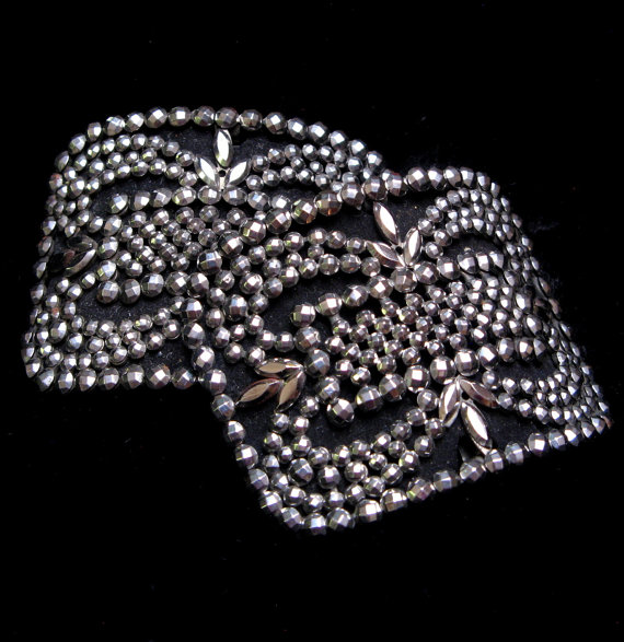 Mariage - Antique CUT STEEL Buckles FRANCE French Shoe Clips Pair Belt Sash Art Deco Vintage Black Silver Wedding Accessories