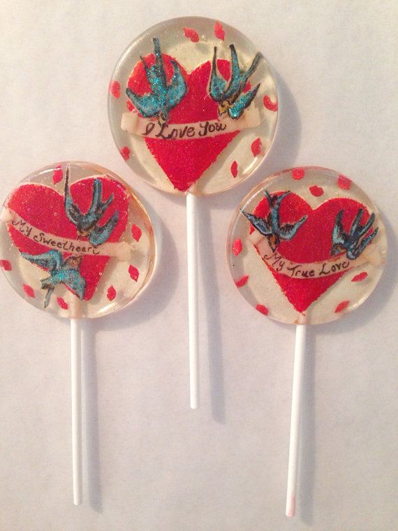 Свадьба - 3 Apple Flavored Lollipops With Red Glittered Marzipan Hearts, Love Scrolls, And Glittered Bluebirds