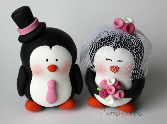 Hochzeit - Customise Penguin Wedding Cake Topper