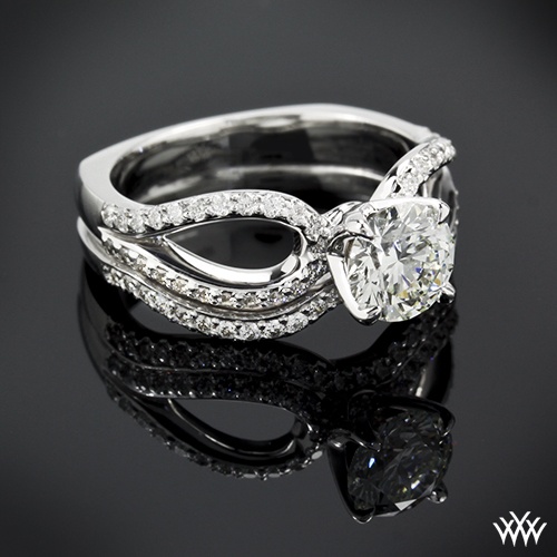 Свадьба - 18k White Gold "Infinity" Diamond Engagement Ring And Wedding Ring