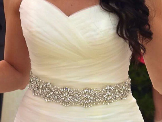 زفاف - Pearls and crystals wedding dress sash. High quality