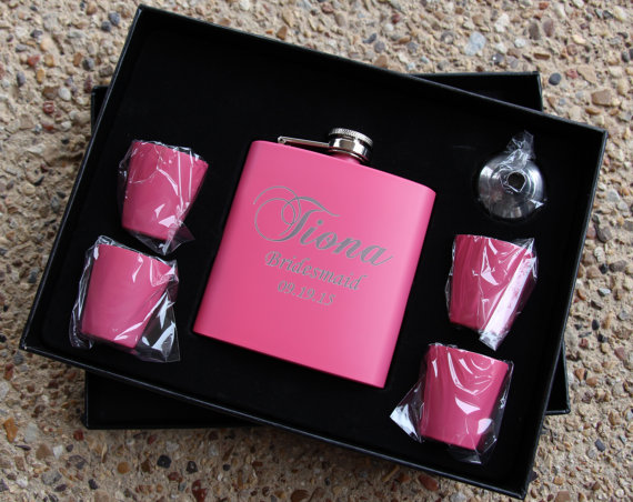 Wedding - Bridesmaid Gifts, Custom Engraved Bachlorette Party Flask, Pink Engraved Hip Flask, Monogram Flask, Maid of Honor, Wedding Party Gifts/favor