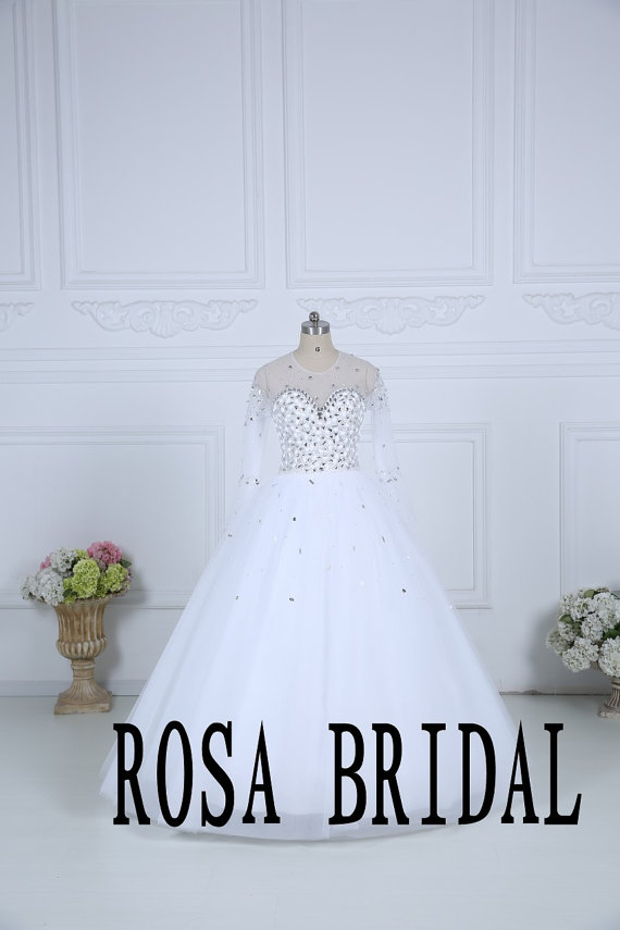 Hochzeit - Princesss wedding dress, White wedding dress Long sleeve, Ball gown wedding dress Custom size