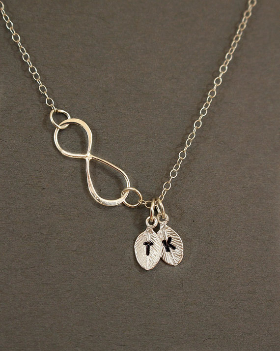 زفاف - Personalized Infinity Necklace, Sterling Silver Initial Necklace, Mothers Necklace, Sisters Necklace, Wedding jewelry, Bridal jewelry